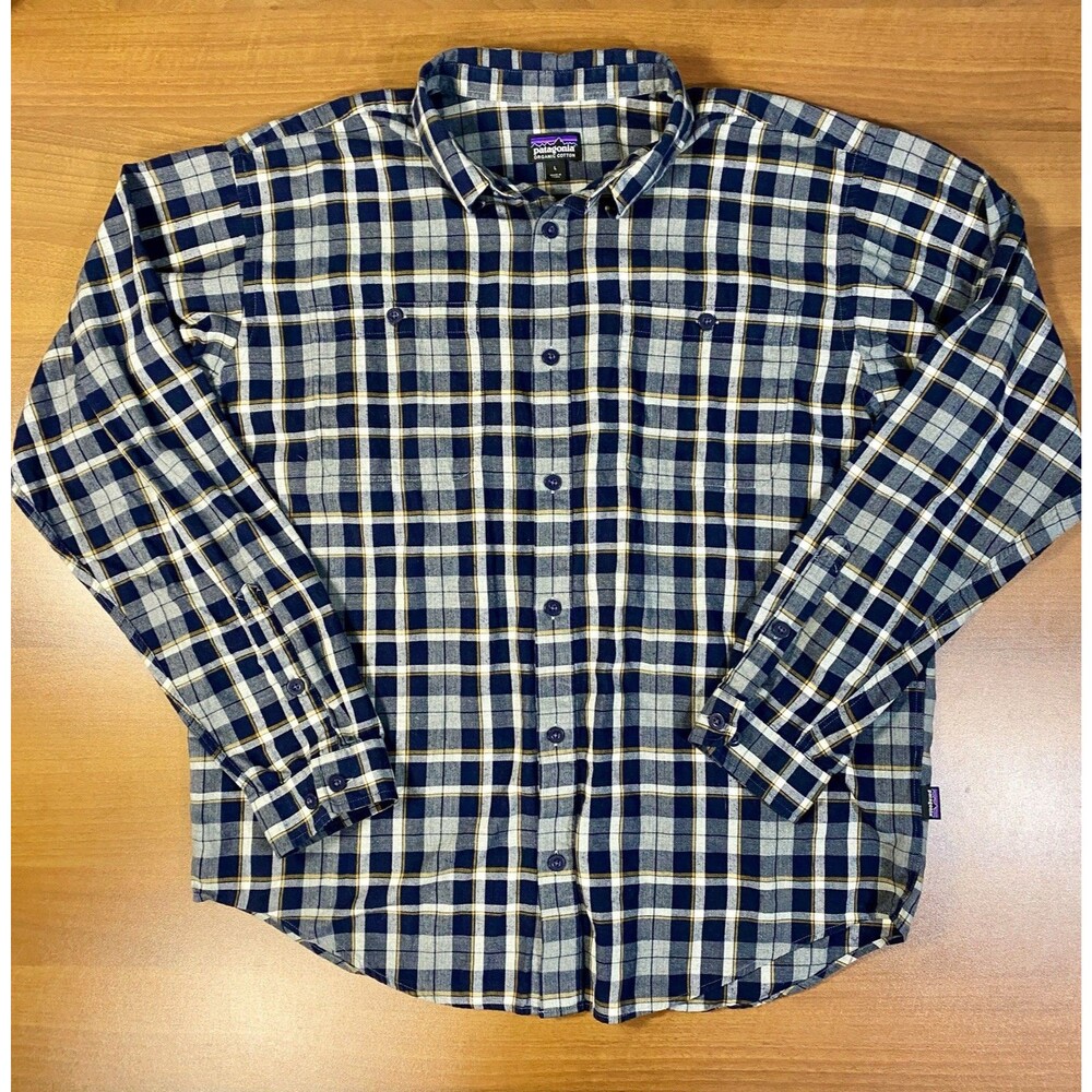 Patagonia Flannel Shirt Men’s Large Organic Cotton Blue Plaid Outdoors